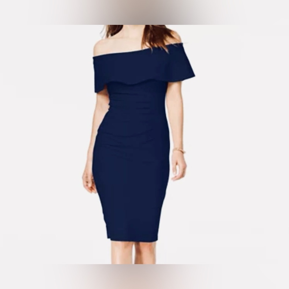 💎PrettyLittleThing Strapless Navy Dress